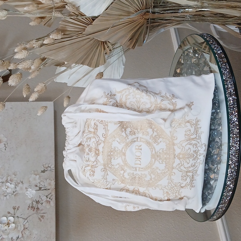 Dior Novelty Drawstring Pouch Limited Edition White And Gold - Picture 15 of 17